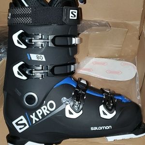 solomon x pro ski boots and northface ski pants